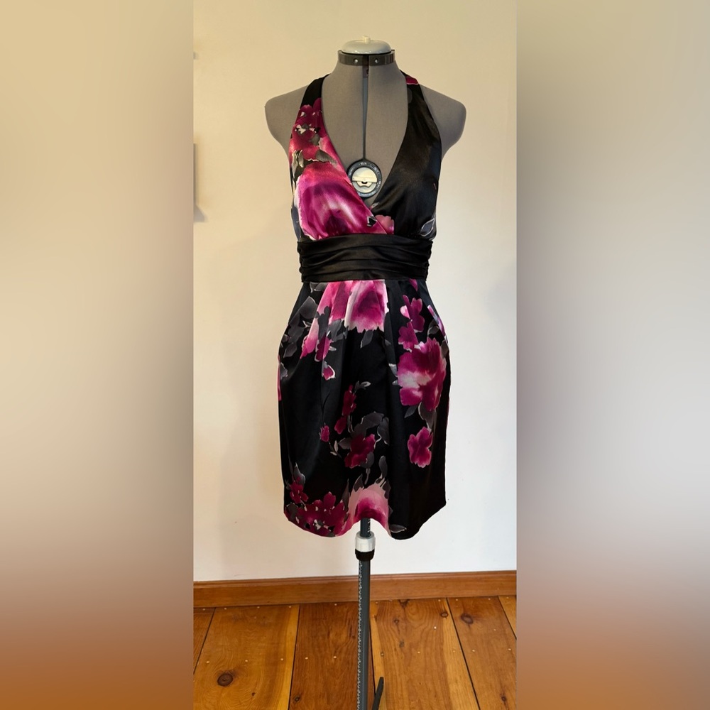 Stylish Black and Pink Floral Mini Dress